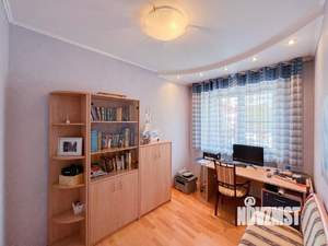 Коттедж 320м², 3-этажный, участок 5 сот.