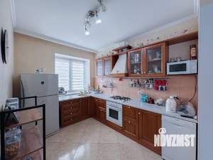 Коттедж 320м², 3-этажный, участок 5 сот.