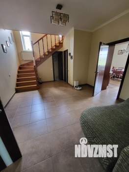 Коттедж 256м², 2-этажный, участок 14 сот.  