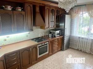 Дом 350м², 2-этажный, участок 15 сот.  