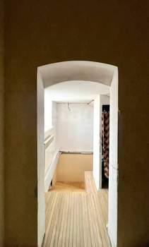 Дом 334м&sup2;, 3-этажный, участок 6 сот.  