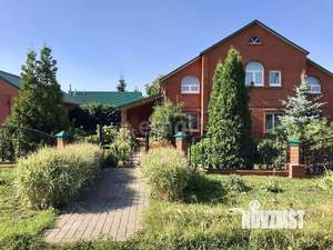 Дом 350м², 2-этажный, участок 15 сот.  