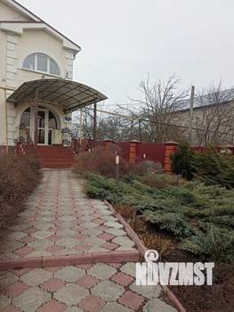 Коттедж 412м&sup2;, 3-этажный, участок 30 сот.  