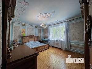 Дом 203м², 2-этажный, участок 19 сот.  