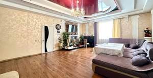 Дом 334м&sup2;, 3-этажный, участок 6 сот.  