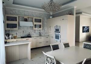 Дом 292м², 3-этажный, участок 20 сот.  