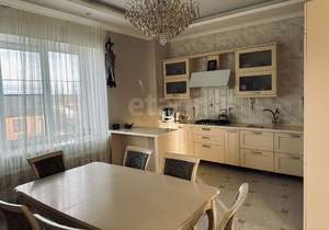 Дом 292м², 3-этажный, участок 20 сот.  