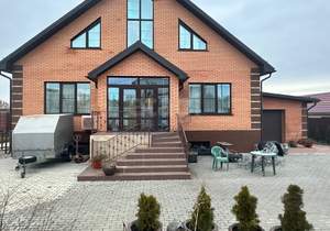 Дом 292м², 3-этажный, участок 20 сот.  