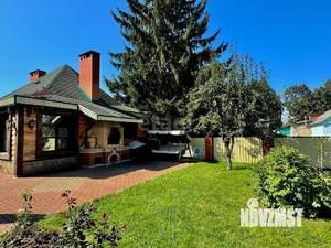 Дом 240м&sup2;, 2-этажный, участок 11 сот.  