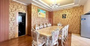 Дом 334м&sup2;, 3-этажный, участок 6 сот.  