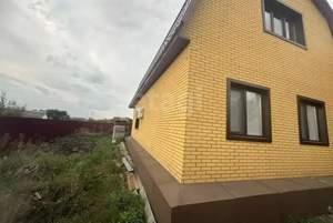 Дом 215м&sup2;, 2-этажный, участок 6 сот.  