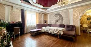 Дом 334м&sup2;, 3-этажный, участок 6 сот.  