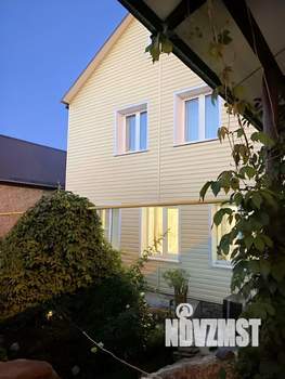 Дом 300м&sup2;, 2-этажный, участок 8 сот.  