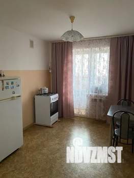 1-к квартира, посуточно, 40м2, 5/10 этаж