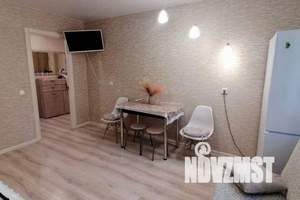 1-к квартира, посуточно, 47м2, 3/9 этаж