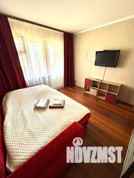 1-к квартира, посуточно, 30м2, 2/10 этаж