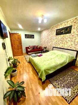 1-к квартира, посуточно, 37м2, 1/1 этаж