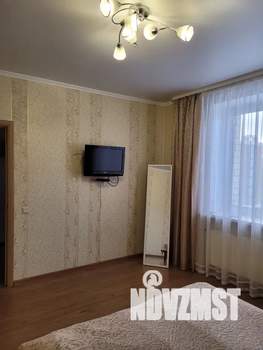 1-к квартира, посуточно, 38м2, 7/9 этаж