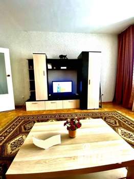 2-к квартира, посуточно, 72м2, 1/1 этаж