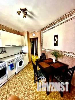 1-к квартира, посуточно, 40м2, 3/5 этаж