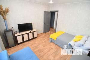 1-к квартира, посуточно, 35м2, 9/10 этаж