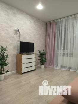 1-к квартира, посуточно, 45м2, 2/18 этаж