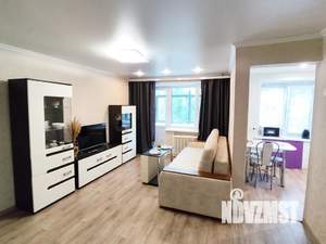 3-к квартира, посуточно, 56м2, 3/5 этаж