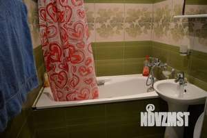 1-к квартира, посуточно, 37м2, 3/4 этаж