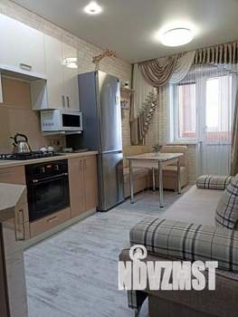 1-к квартира, посуточно, 43м2, 1/1 этаж