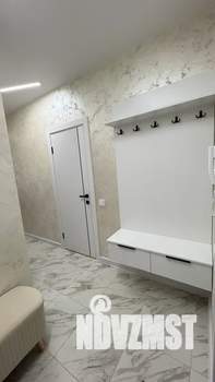 1-к квартира, посуточно, 39м2, 2/19 этаж