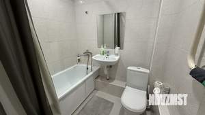 1-к квартира, посуточно, 42м2, 4/10 этаж