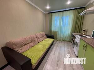 1-к квартира, посуточно, 43м2, 3/10 этаж