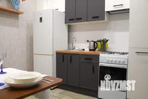 1-к квартира, посуточно, 48м2, 8/9 этаж