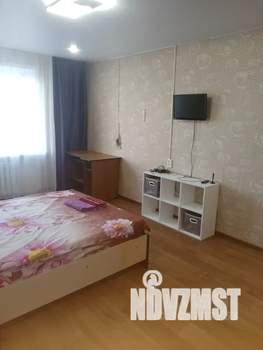 1-к квартира, посуточно, 40м2, 9/9 этаж