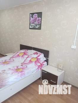 1-к квартира, посуточно, 40м2, 9/9 этаж