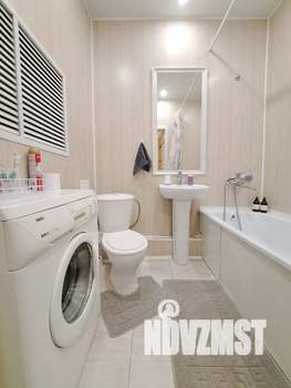 Студия квартира, посуточно, 30м2, 1/9 этаж