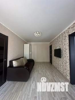 2-к квартира, посуточно, 37м2, 2/2 этаж