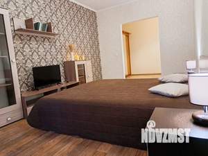 1-к квартира, посуточно, 43м2, 14/14 этаж