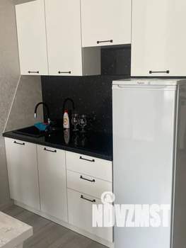 Студия квартира, посуточно, 27м2, 1/11 этаж