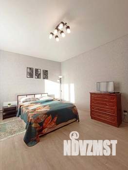 1-к квартира, посуточно, 44м2, 1/1 этаж