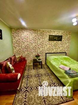 1-к квартира, посуточно, 37м2, 1/1 этаж