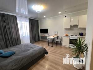 Студия квартира, посуточно, 34м2, 7/11 этаж