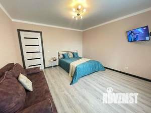 1-к квартира, посуточно, 43м2, 1/1 этаж