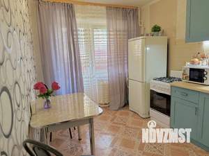 1-к квартира, посуточно, 37м2, 1/9 этаж