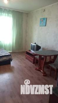 Студия квартира, посуточно, 30м2, 7/9 этаж