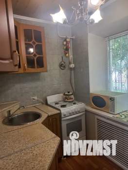 2-к квартира, посуточно, 42м2, 1/5 этаж