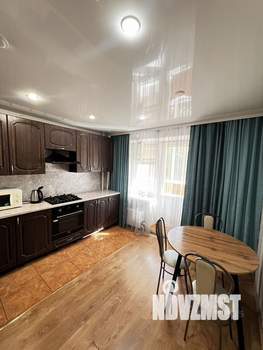 1-к квартира, посуточно, 42м2, 3/10 этаж