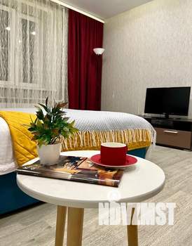 1-к квартира, посуточно, 37м2, 2/9 этаж