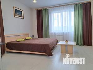 Студия квартира, посуточно, 34м2, 10/16 этаж