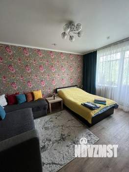 1-к квартира, посуточно, 42м2, 1/1 этаж